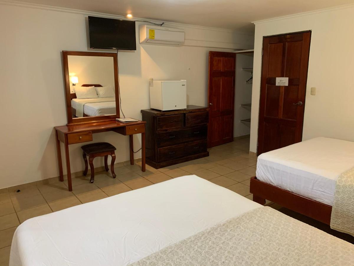 Hotel Manuel Antonio Park Extérieur photo